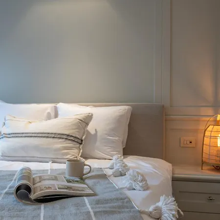 1e Verdiep Op De Zeedijk In Met 3 Slaapkamers Voor Max 7 Pers *