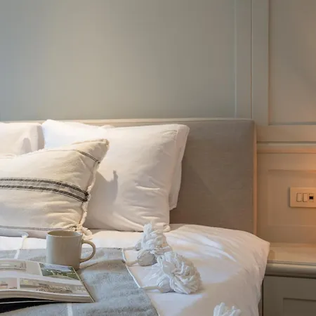 Apartment 1e Verdiep Op De Zeedijk In Met 3 Slaapkamers Voor Max 7 Pers *